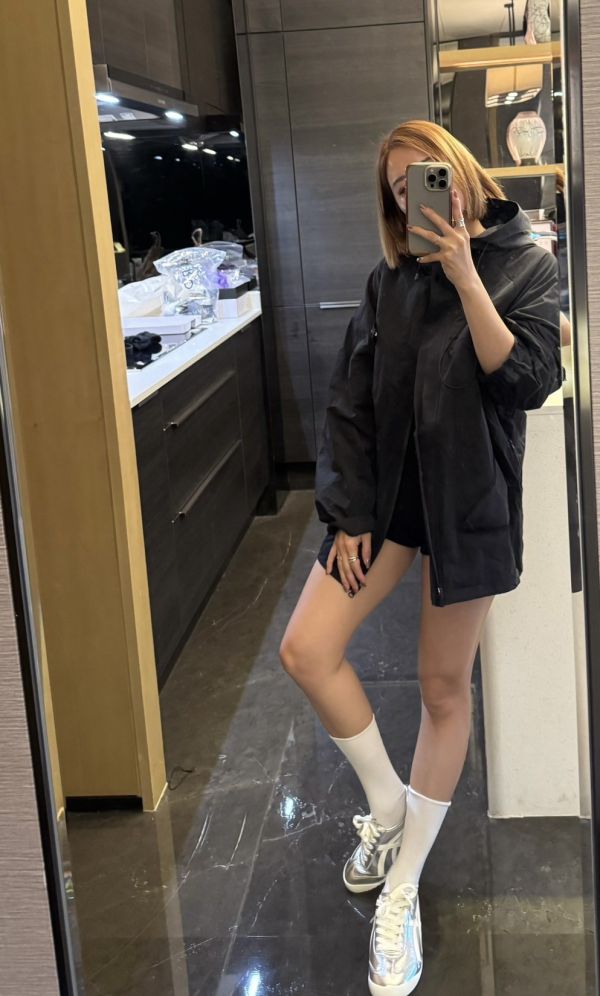 H23.雙口袋防風外套 