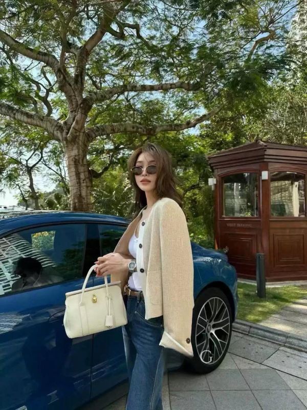 小香短版編織外套 