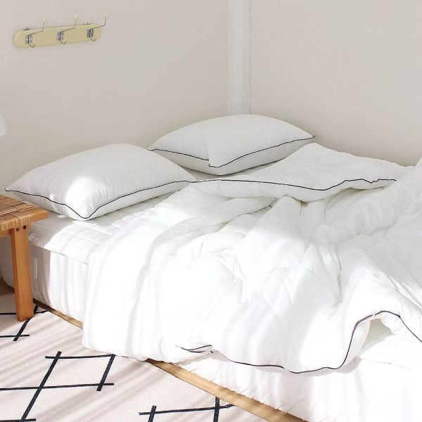 U01.素面滾邊四季被 