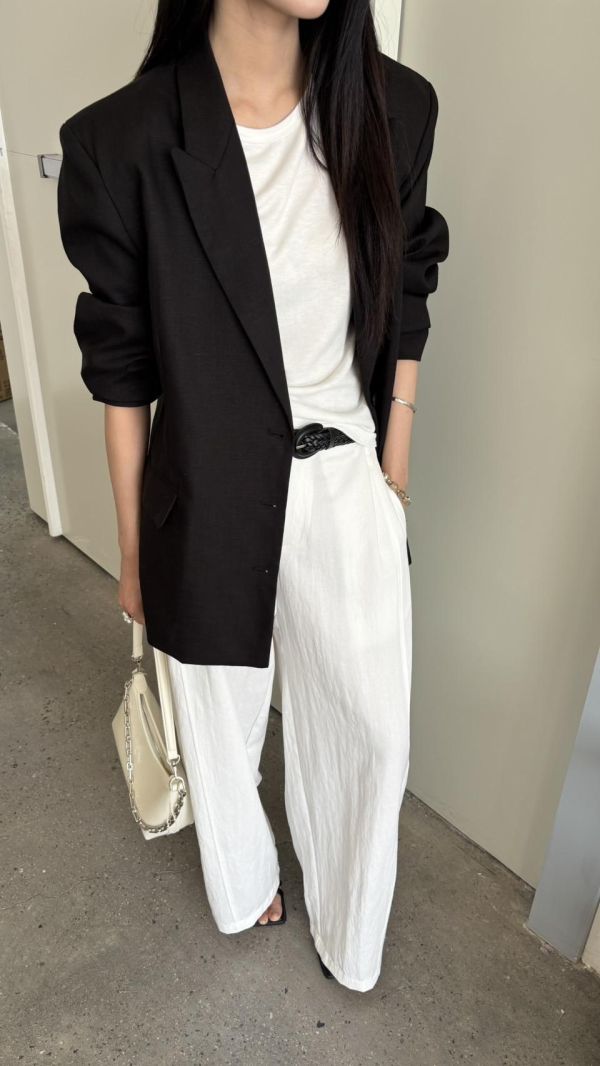 麻料挺版外套（黑色） 