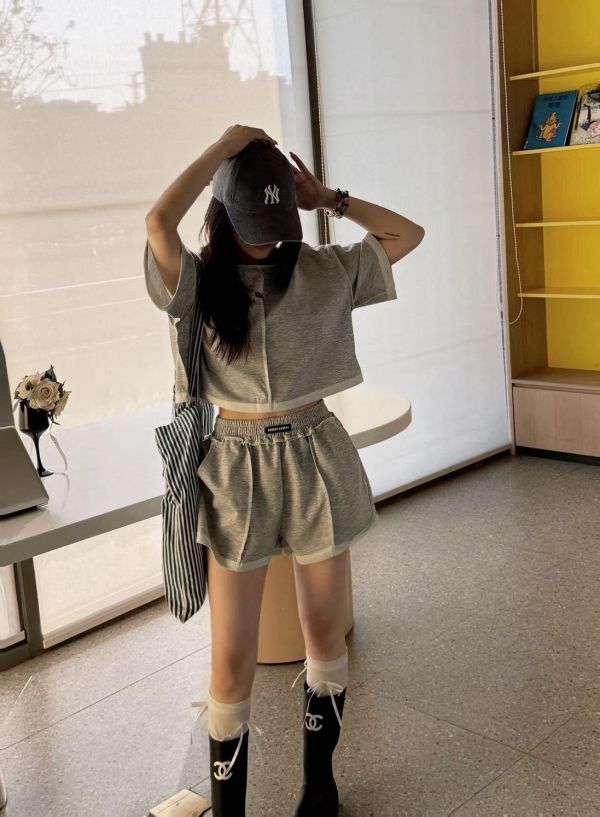 滾邊短褲套裝 