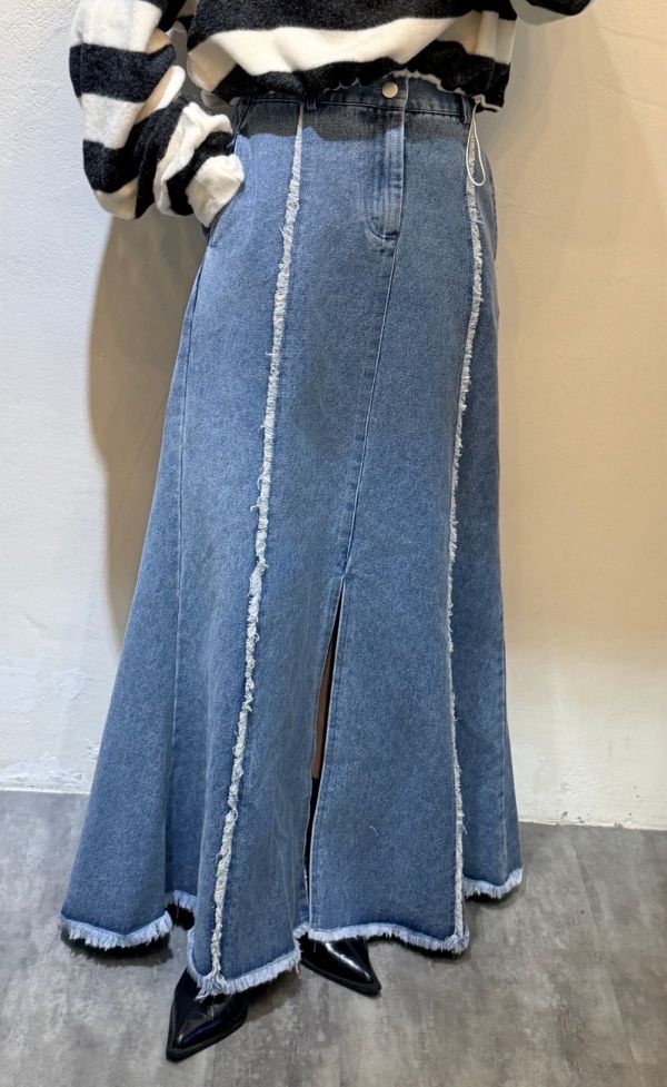 開衩滾邊牛仔裙 