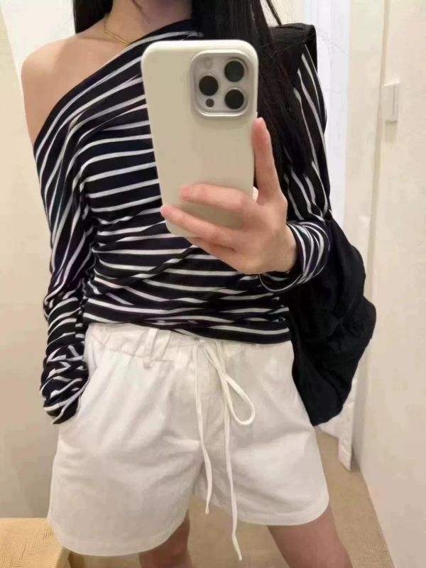 條紋綁帶上衣 