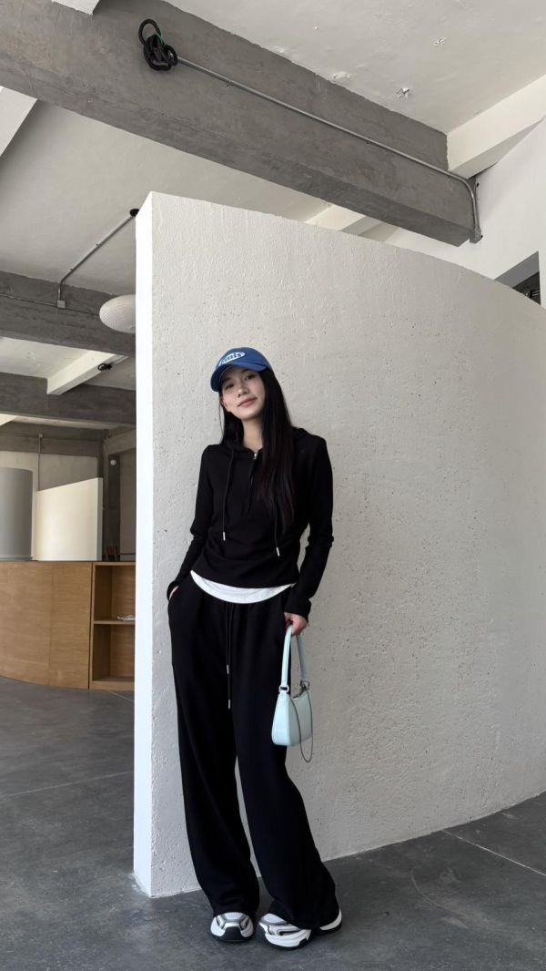 真皮藍色小眾腋下包 