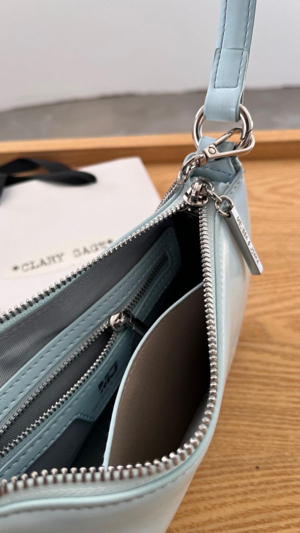 真皮藍色小眾腋下包 