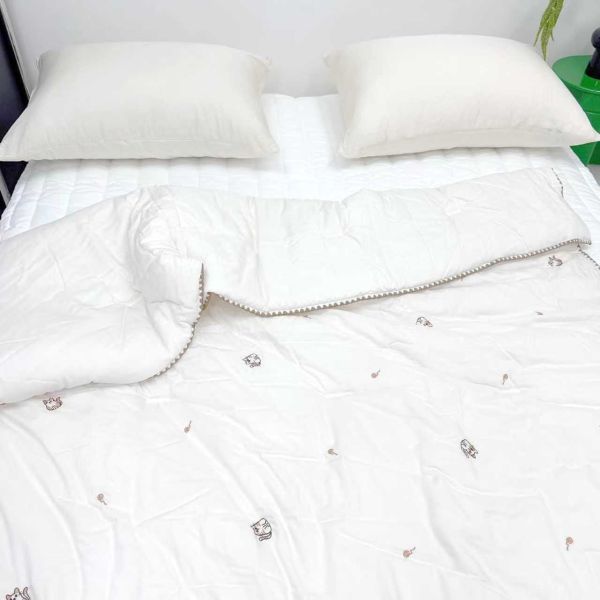 U08.刺繡貓咪四季被 