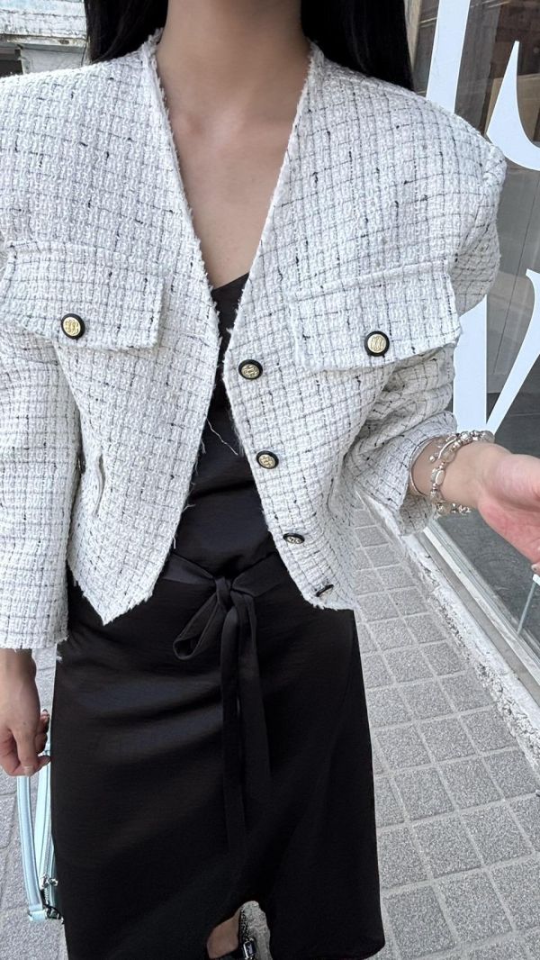 小香質感毛鬚外套（白色） 