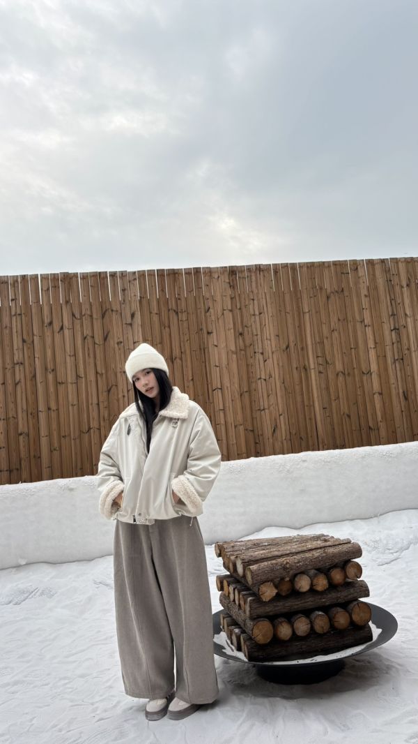 羊羔毛羽絨外套（杏色） 