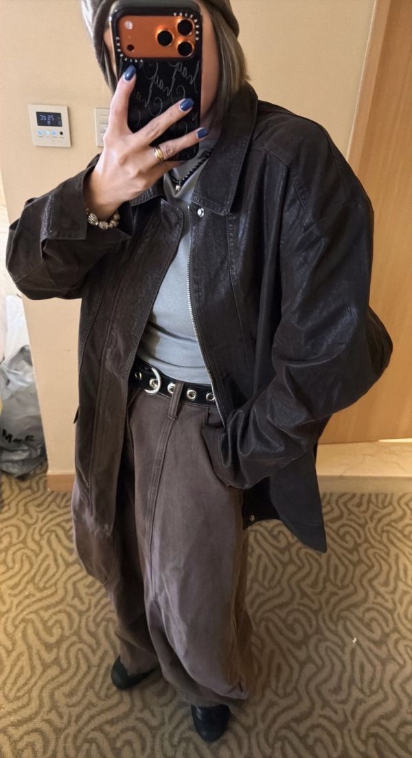 V013.帥氣麂皮仿皮革外套 