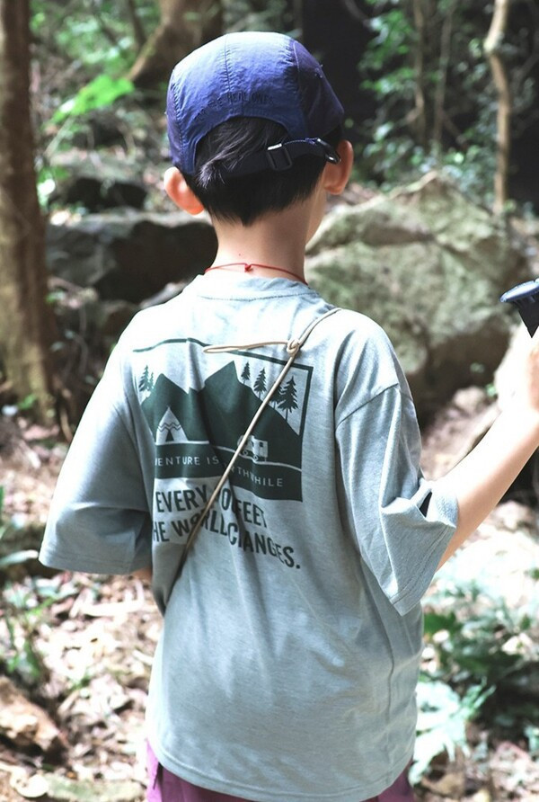 every 100 feet 棉Tee 