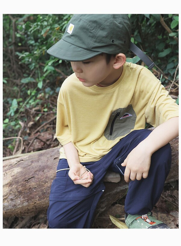 胸前小拉鏈設計登山棉Tee 