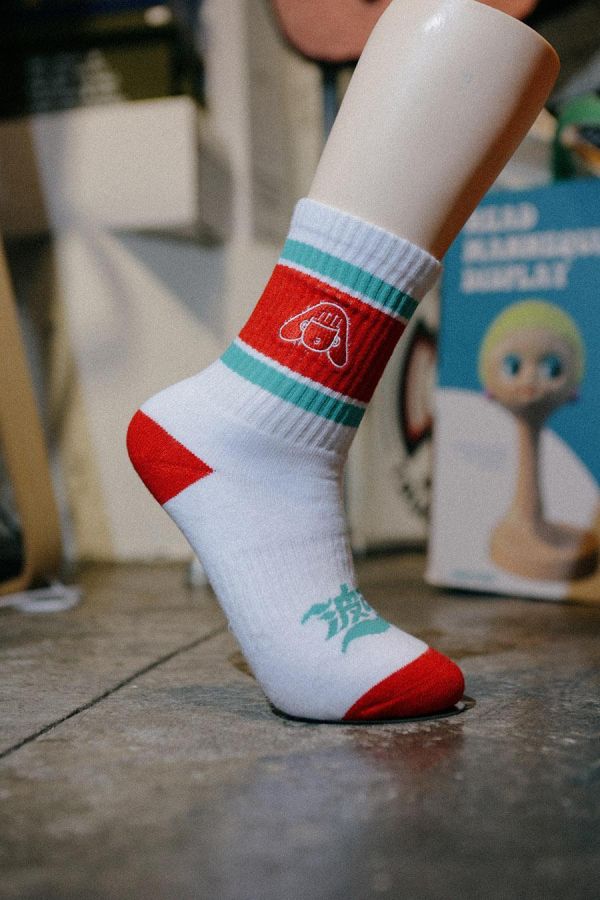 POKO ポコ大王 OUTLINED STRIPED CREW SOCKS 中筒襪 ポコ大王
OUTLINED STRIPED CREW SOCKS 中筒襪