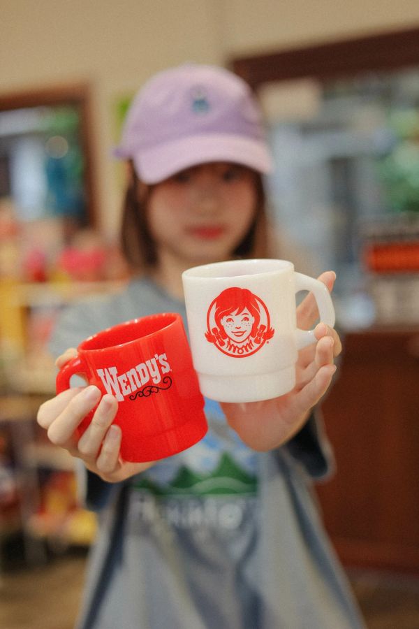 The Wendy's Company 溫蒂漢堡 牛奶杯 / 水杯 / 漱口杯 The Wendy's Company 溫蒂漢堡 牛奶杯 / 水杯 / 漱口杯）
