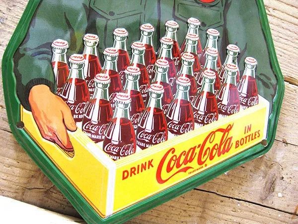 COCA COLA 可口可樂鐵牌 / 鐵皮裝飾 COCA COLA 可口可樂鐵牌 / 鐵皮裝飾