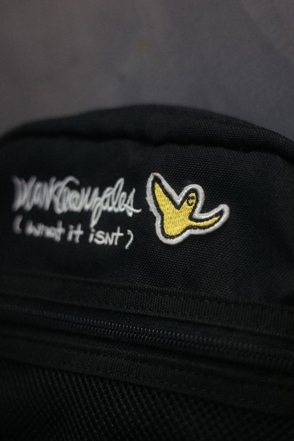 MARK GONZALES (what it isnt) SHOULDER BAG 斜肩小包 MARK GONZALES (what it isnt)

SHOULDER BAG 斜肩小包