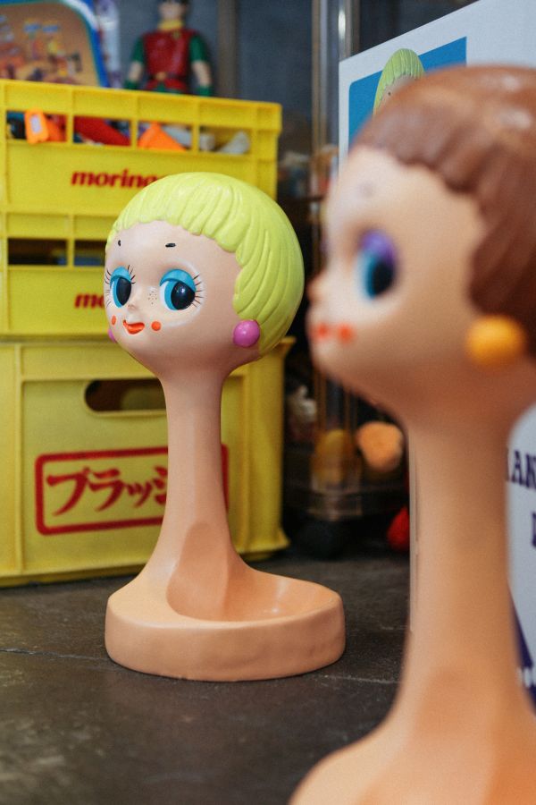 HEAD MANNEQUIN DISPLAY 傳奇超模 TWIGGY 「頭模展示架」 HEAD MANNEQUIN DISPLAY