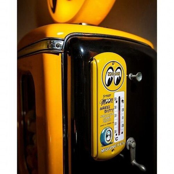 MOONEYES THERMOMETER 壁掛式溫度計 MOONEYES THERMOMETER 壁掛式溫度計