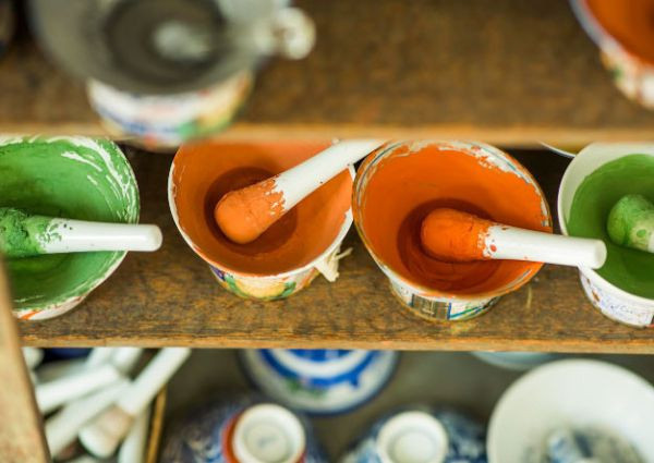 日本瀨戶燒招財貓（白 / 舉右手）(17公分) 日本瀨戶燒招財貓（白 / 舉右手）(17公分)