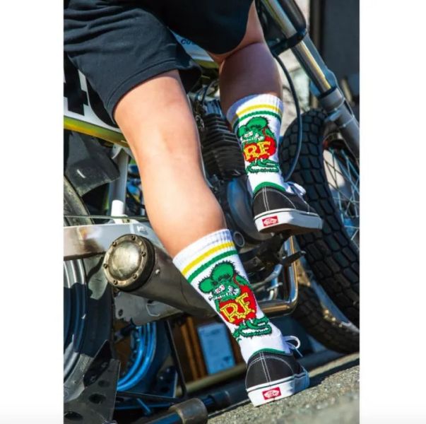 RAT FINK R.F. STANDING SOCKS 老鼠芬克 中筒襪（共兩色） RAT FINK R.F. STANDING SOCKS 老鼠芬克 中筒襪（共兩色）