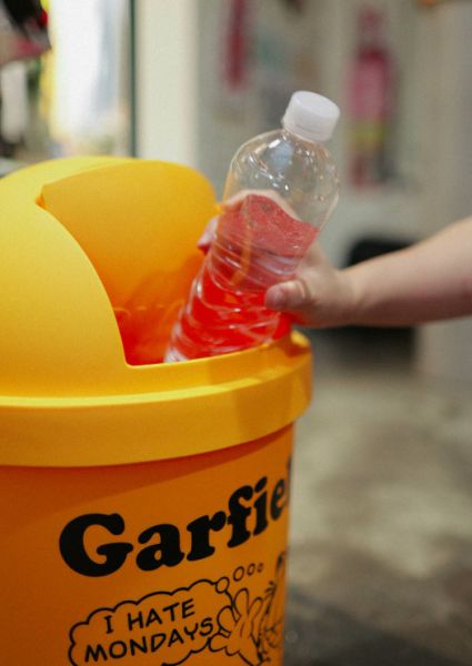 GARFIELD DUST BIN 加菲貓 垃圾桶 GARFIELD DUST BIN 加菲貓 垃圾桶