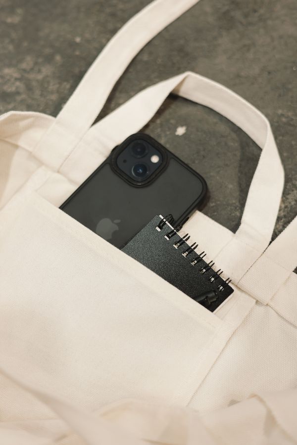 POKO ポコ大王 CHIKOCHAN TOTEBAG 立體口袋 帆布包 / 手提袋 (米白) POKO ポコ大王 CHIKOCHAN TOTEBAG 立體口袋 帆布包 / 手提袋 (米白)