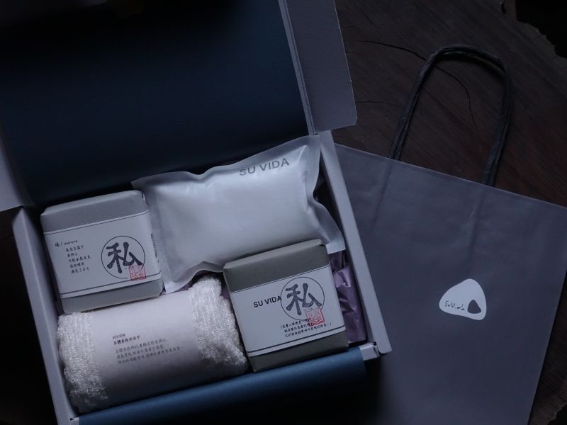 I 沐浴x清爽 I 雙皂禮盒 禮盒,沐浴禮盒,節日賀禮,送禮,冷製皂,手工皂,SU VIDA,SUVIDAMAKER,SOAP,SAMPOO BAR,家事皂,結婚賀禮,新手爸媽,友善肌膚,友善環境,滿月禮
