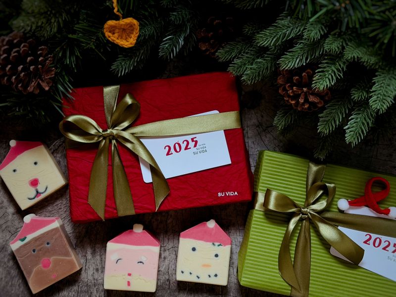 XMAS限定盲抽禮盒 聖誕節限定,聖誕禮盒,SUVIDA,SOAP,手工皂,沐浴,洗澡,精油,藝術,天然,儀式感,實用交換禮物,冷製皂,天然保濕因子,友善肌膚,環境友善,極簡生活,減少瓶瓶罐罐,無動物實驗,台灣製造,MADEINTAIWAN