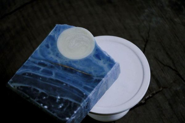 禮盒 | 中秋限定 | 預購中 中秋節限定,中秋禮盒,SUVIDA,SOAP,手工皂,沐浴,洗澡,精油,藝術,天然,儀式感,實用交換禮物,冷製皂,天然保濕因子,友善肌膚,環境友善,極簡生活,減少瓶瓶罐罐,無動物實驗,台灣製造,MADEINTAIWAN