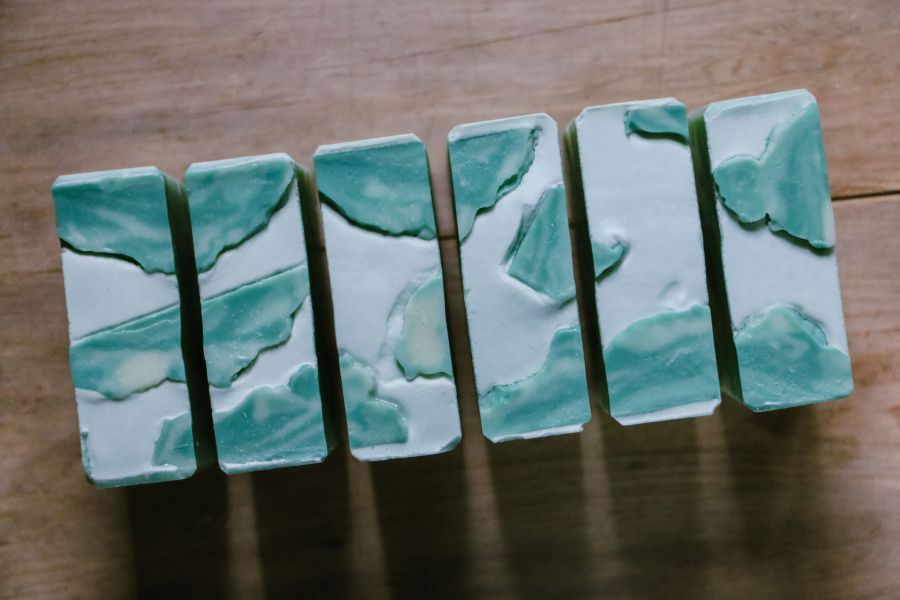 躺｜乾性肌適用 SUVIDA,SOAP,手工皂,沐浴,洗澡,精油,藝術,天然,儀式感,實用交換禮物,冷製皂,天然保濕因子,友善肌膚,環境友善,極簡生活,減少瓶瓶罐罐,無動物實驗,台灣製造,MADEINTAIWAN