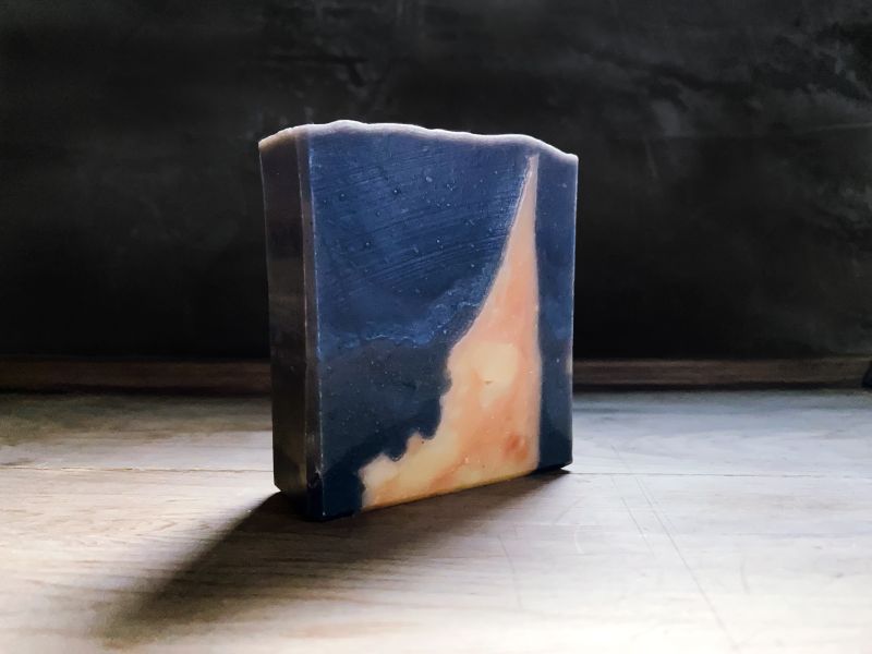流淌｜中性肌適用 SUVIDA,SOAP,手工皂,沐浴,洗澡,精油,藝術,天然,儀式感,實用交換禮物,冷製皂,天然保濕因子,友善肌膚,環境友善,極簡生活,減少瓶瓶罐罐,無動物實驗,台灣製造,MADEINTAIWAN