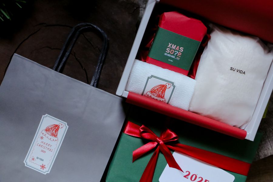 XMAS限定盲抽禮盒 聖誕節限定,聖誕禮盒,SUVIDA,SOAP,手工皂,沐浴,洗澡,精油,藝術,天然,儀式感,實用交換禮物,冷製皂,天然保濕因子,友善肌膚,環境友善,極簡生活,減少瓶瓶罐罐,無動物實驗,台灣製造,MADEINTAIWAN