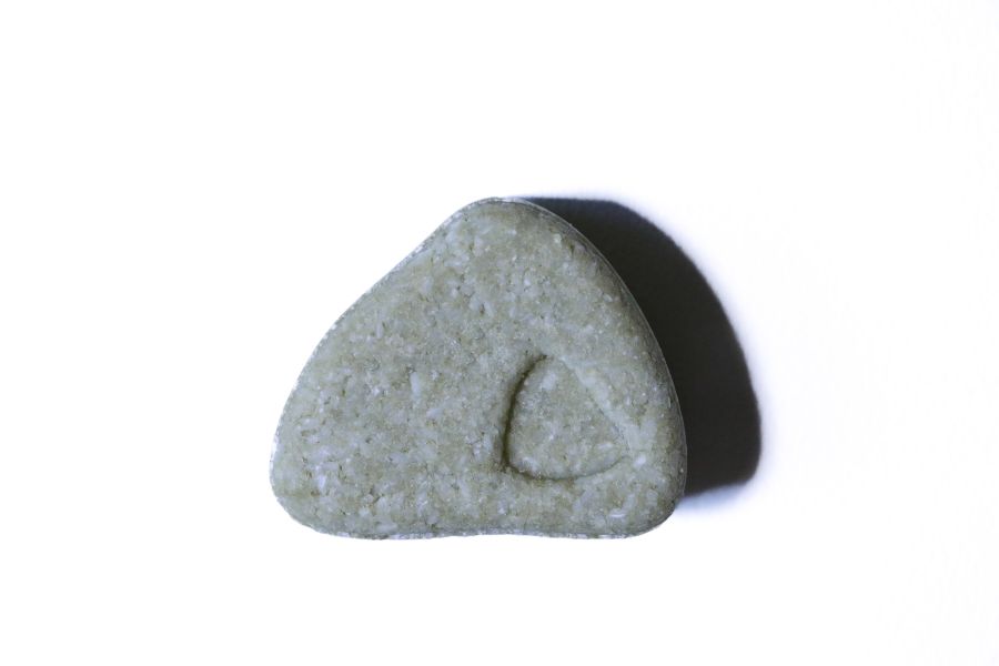 艸沫｜中性肌偏乾 SUVIDA,SHAMPOOBAR,洗髮餅,無皂鹼,蓬鬆不乾澀,洗頭,精油,天然,儀式感,實用交換禮物,冷製皂,天然保濕因子,友善肌膚,環境友善,極簡生活,減少瓶瓶罐罐,無動物實驗,台灣製造,MADEINTAIWAN