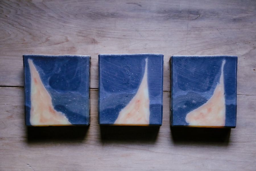 流淌｜中性肌適用 SUVIDA,SOAP,手工皂,沐浴,洗澡,精油,藝術,天然,儀式感,實用交換禮物,冷製皂,天然保濕因子,友善肌膚,環境友善,極簡生活,減少瓶瓶罐罐,無動物實驗,台灣製造,MADEINTAIWAN