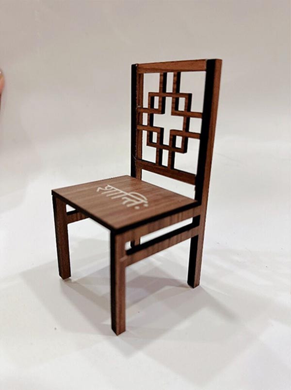 《Shanti》 Chair For Puppet（Assembly Required）　／Nijisanji／VTuber　Goods　BY：Milu（迷路工作室） 