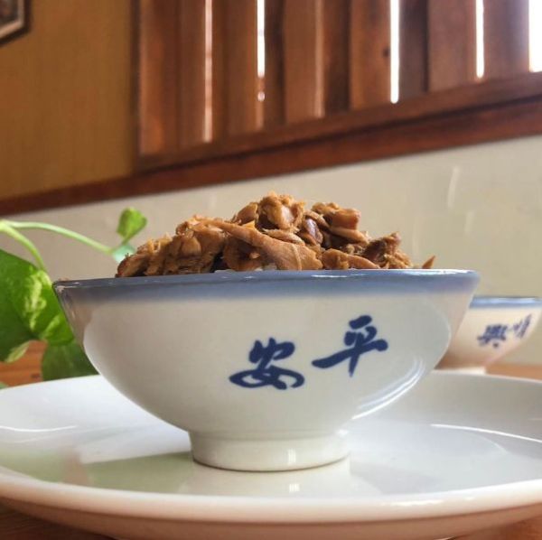 魚滷肉(150g)買3送1組(1組內含4包魚滷肉，效期2025.10.04) 魚滷肉,鰹魚料理,魚滷肉飯,魚乾滷肉,簡易料理,微波料理