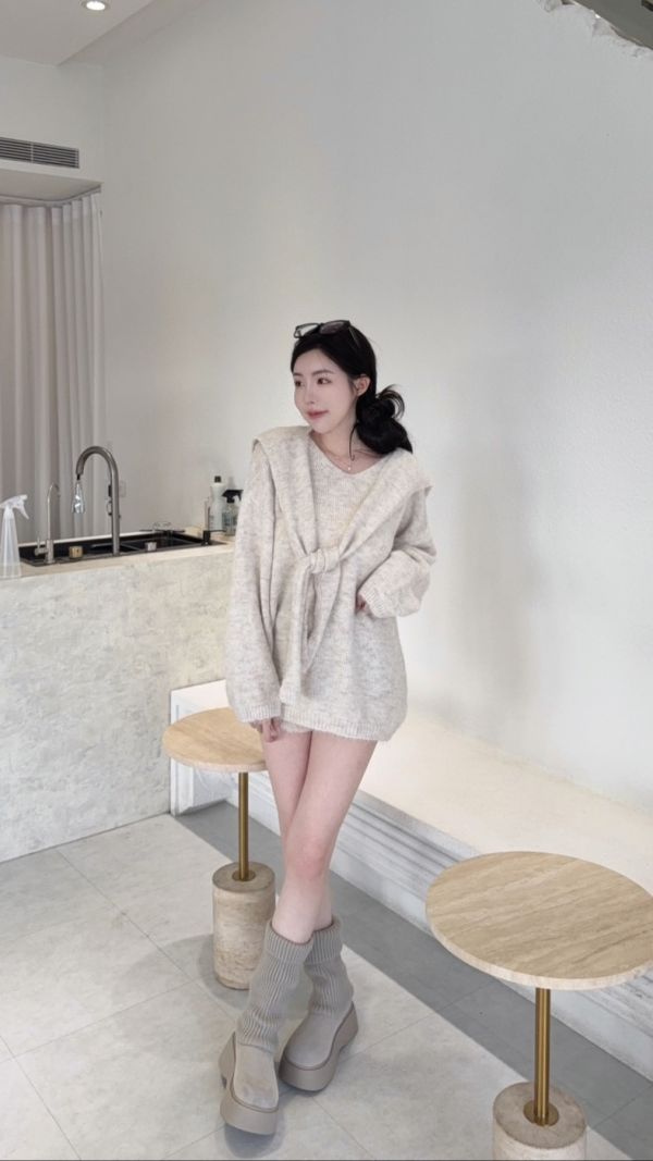 現貨 – 慵懶軟糯披肩毛衣 