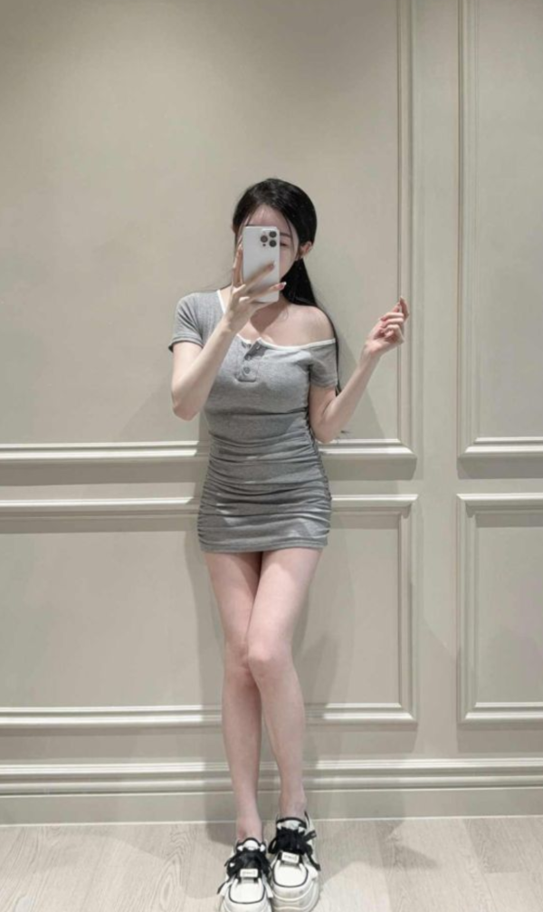 斜肩休閒長版洋裝 