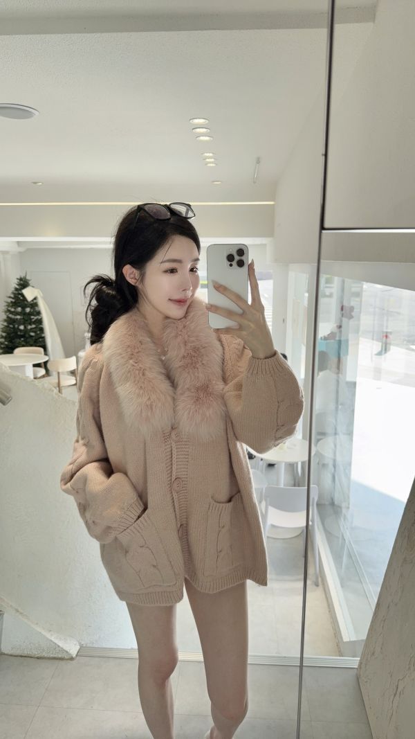 現貨 – 狐狸毛領針織毛衣外套 