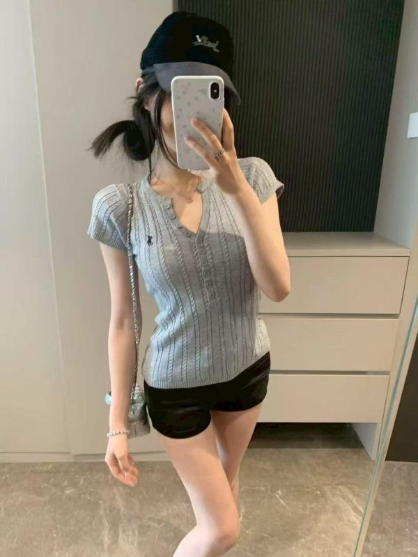 春夏款針織上衣 