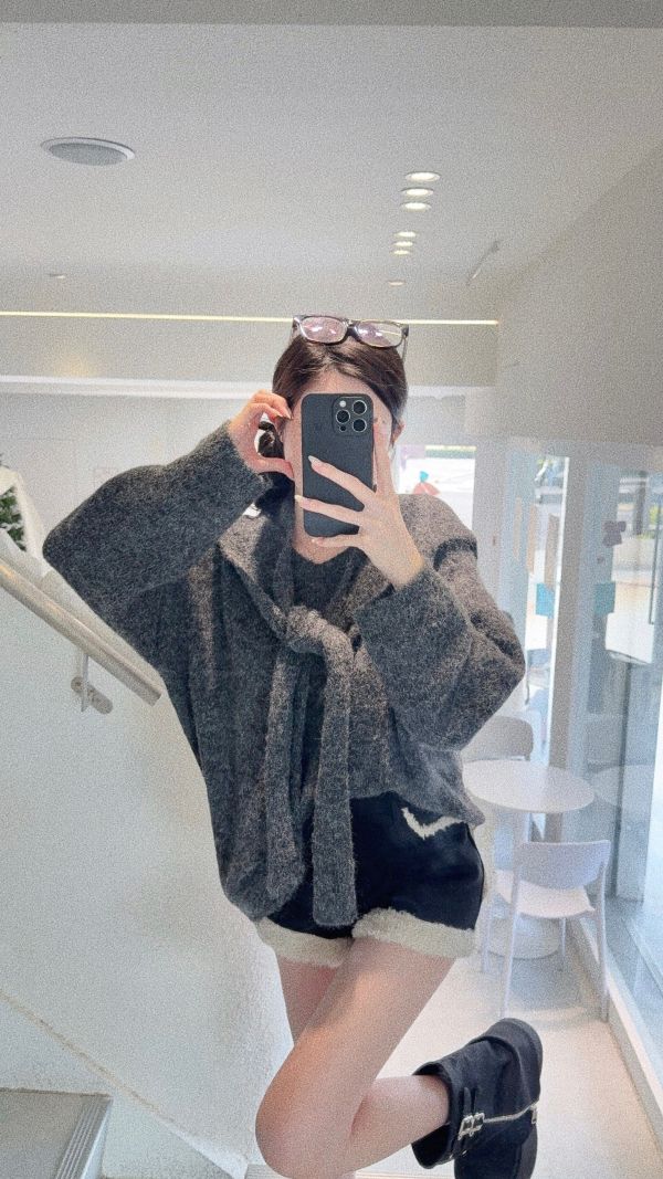 現貨 – 慵懶軟糯披肩毛衣 