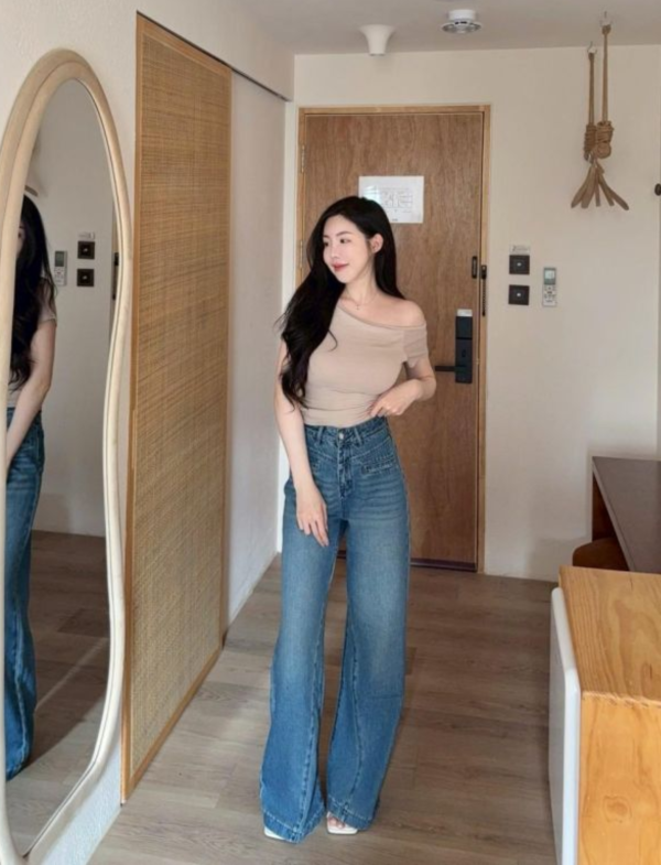 闆娘激推 ⋆ 版型極好闊腿牛仔褲 