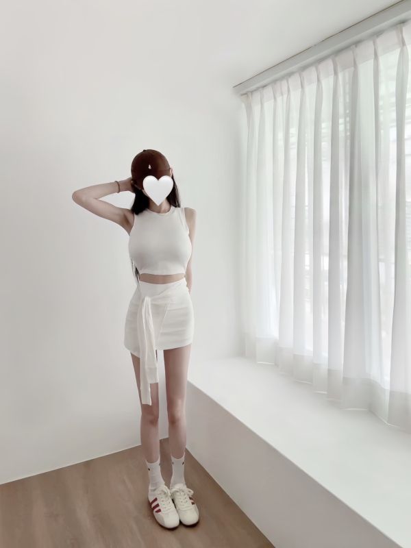 現貨 – 設計款綁帶兩件套裝 