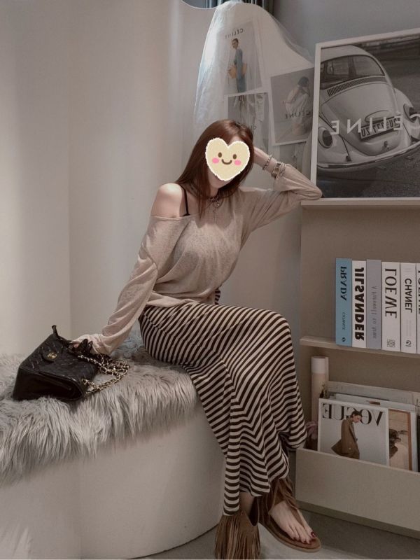 現貨 – 鬆弛感魚尾裙套裝 