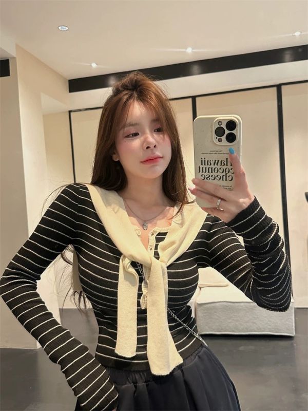 現貨 – 條紋披肩假兩件式上衣 