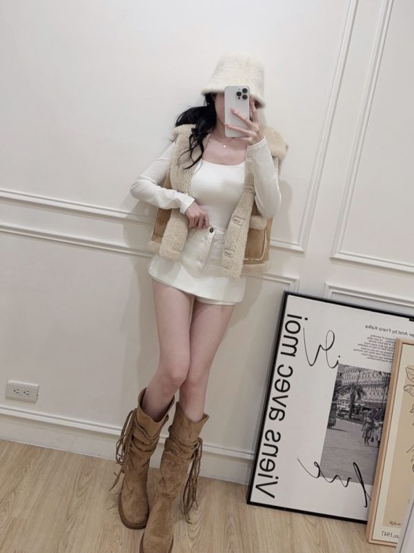 現貨 – 皮帶A字褲裙 