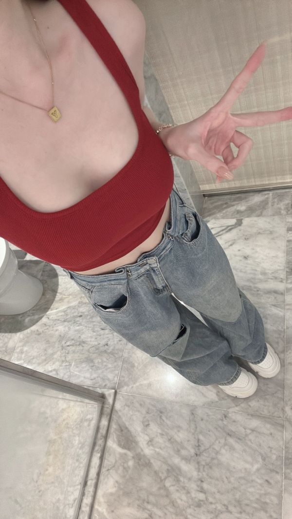 高個子推爆 x 時髦落地牛仔寬褲 