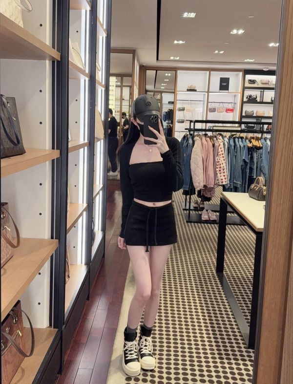 現貨 – 御姐平口兩件式上衣 