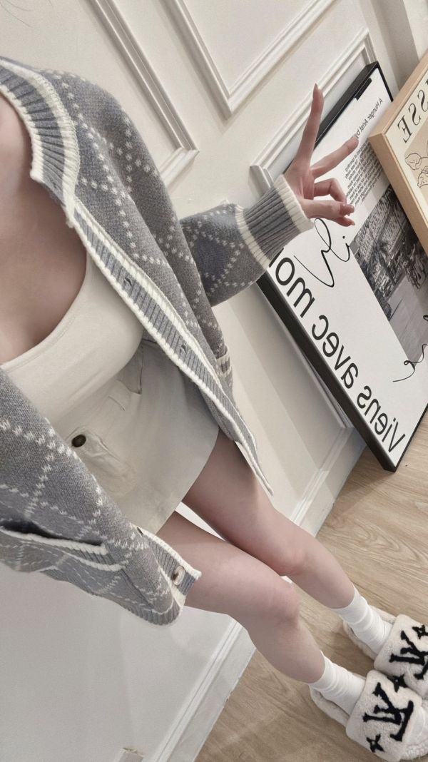 現貨 – 菱格針織毛衣外套 