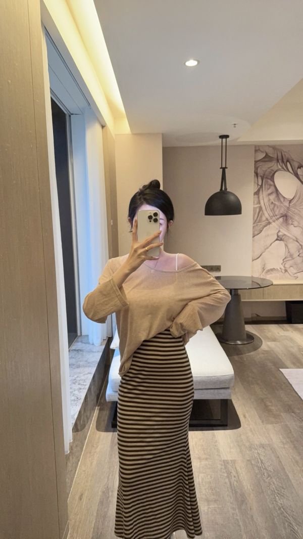 現貨 – 鬆弛感魚尾裙套裝 