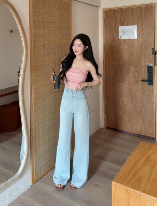 闆娘激推 ⋆ 版型極好闊腿牛仔褲 